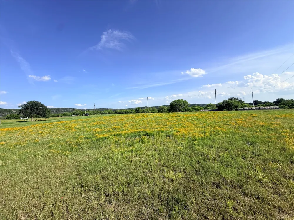 13 Lone Oak Drive Burnet, TX 78611