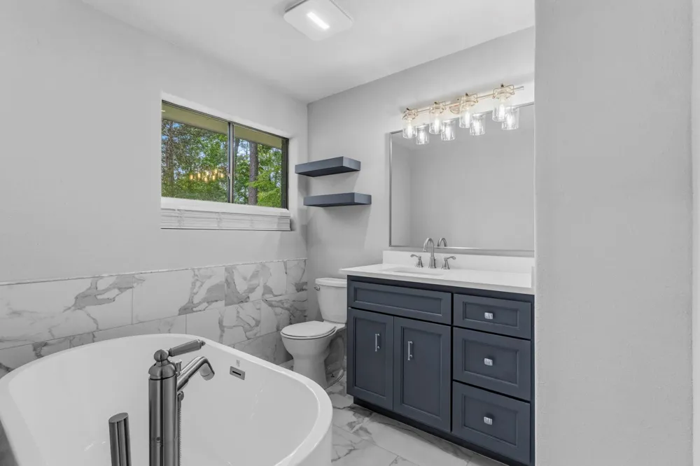 439 Sherwood Forest Drive Woodville, TX 75979