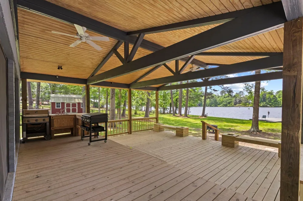 439 Sherwood Forest Drive Woodville, TX 75979