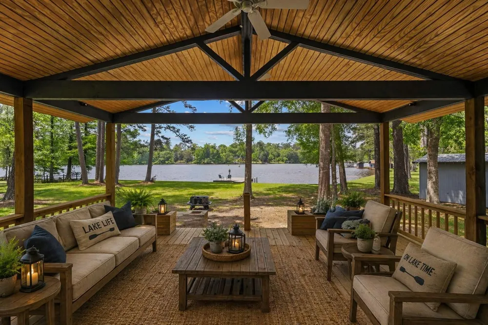 439 Sherwood Forest Drive Woodville, TX 75979