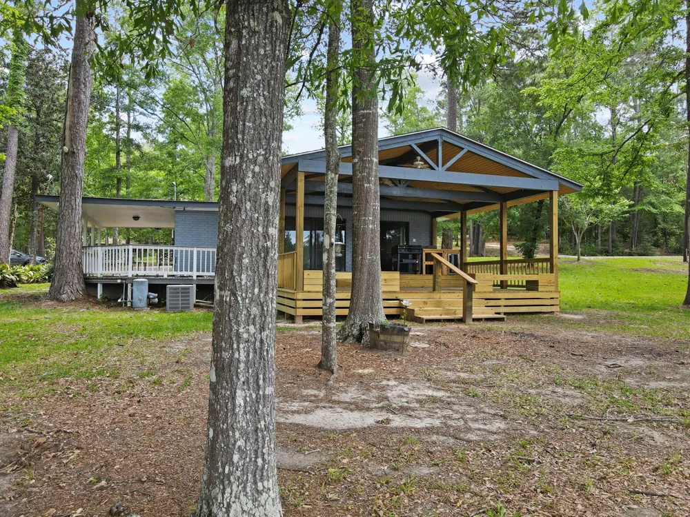 439 Sherwood Forest Drive Woodville, TX 75979