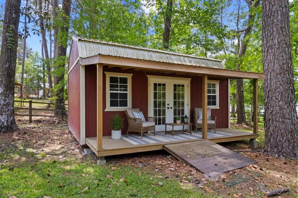 439 Sherwood Forest Drive Woodville, TX 75979