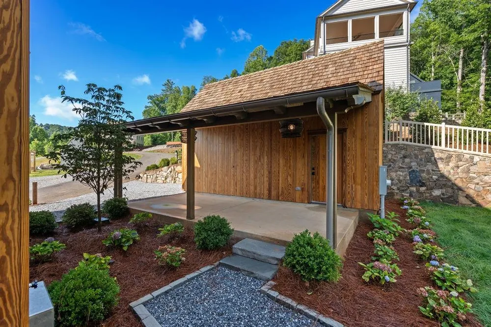 80 Cove View Lane Clarkesville, GA 30523