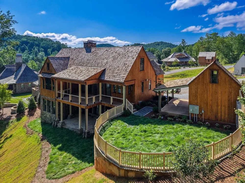 80 Cove View Lane Clarkesville, GA 30523