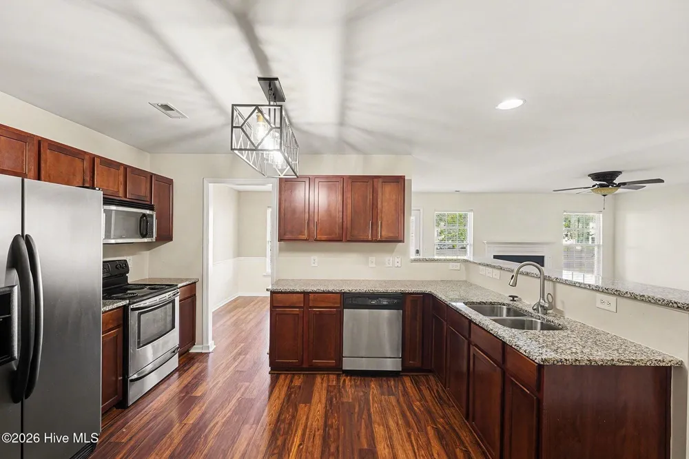2547 Crescent Forest Drive Raleigh, NC 27610