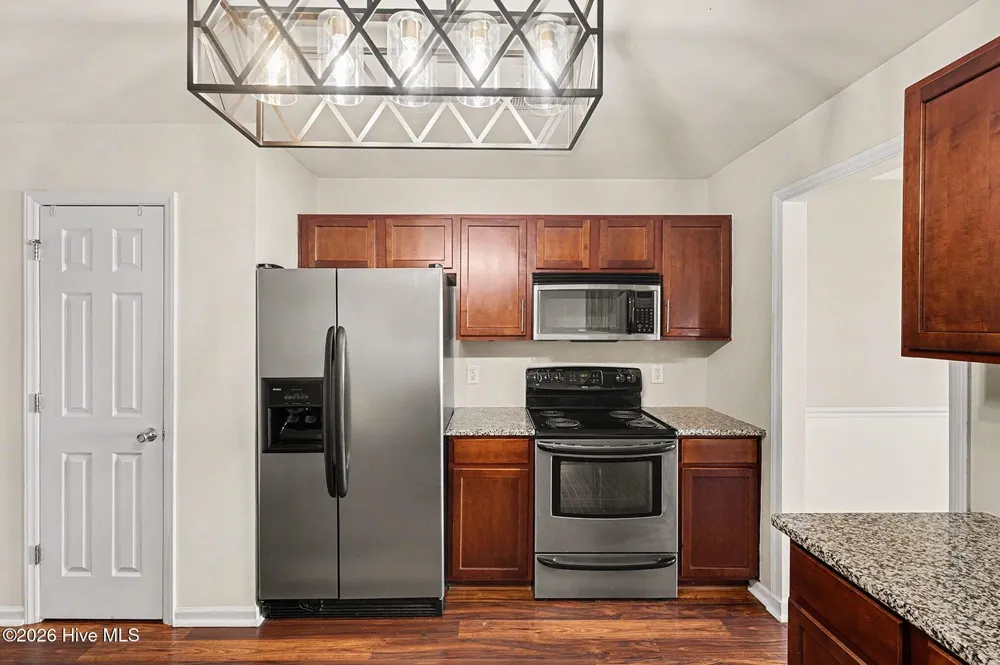 2547 Crescent Forest Drive Raleigh, NC 27610