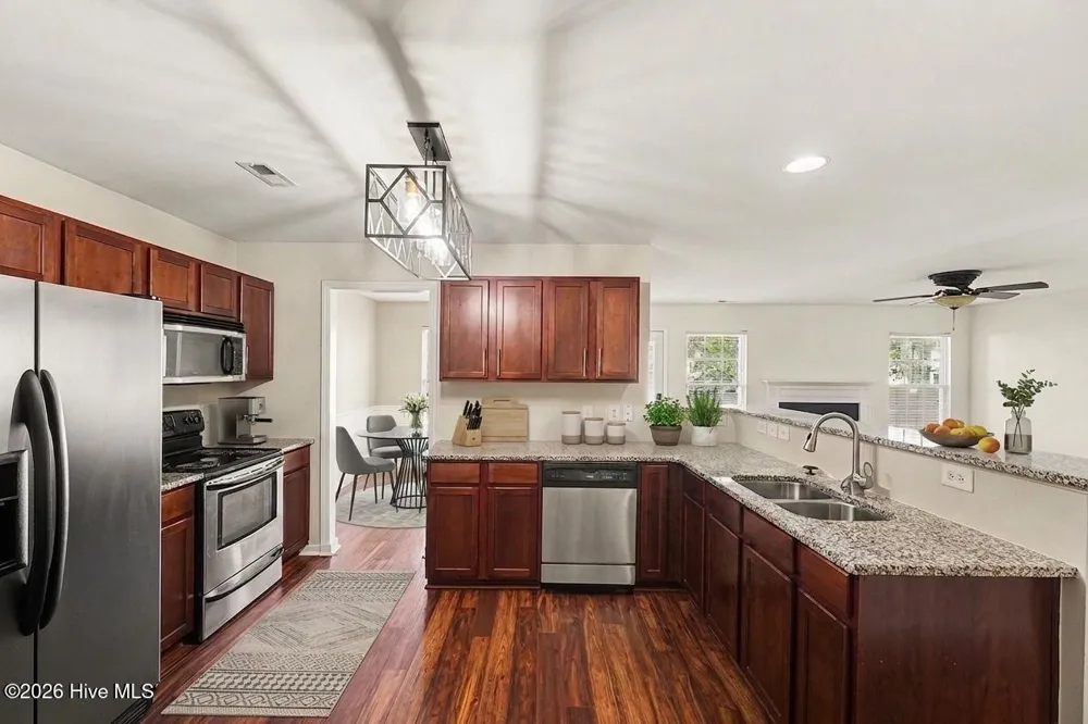 2547 Crescent Forest Drive Raleigh, NC 27610