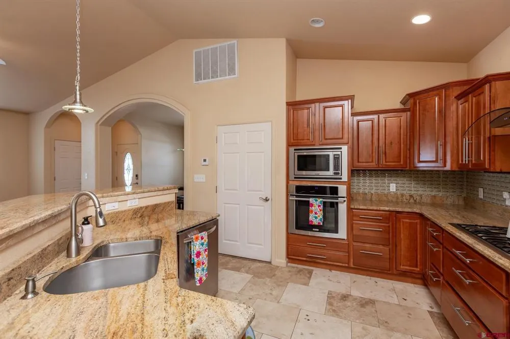 614 Silver Mountain Drive Grand Junction, CO 81504