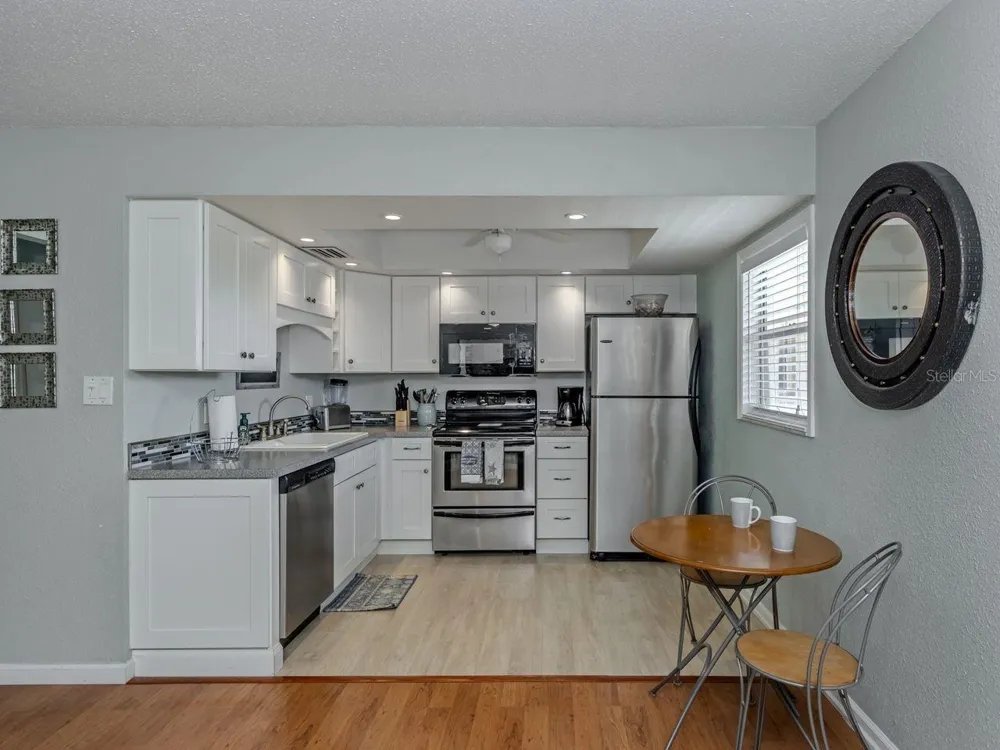 400 BASE AVENUE E #227 Venice, FL 34285