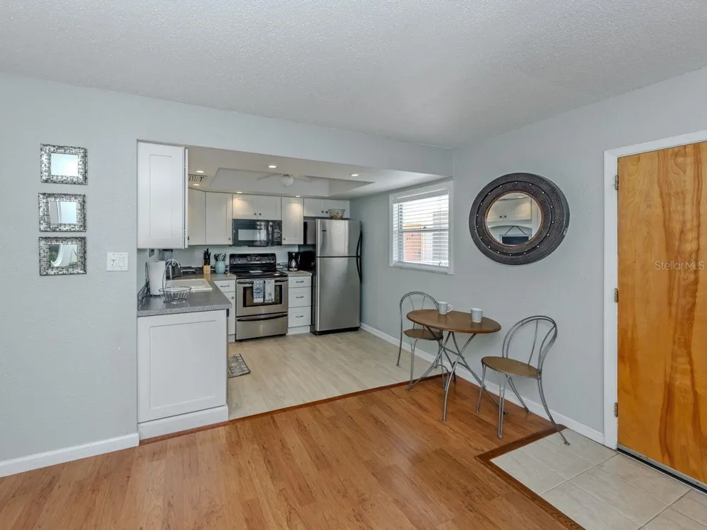 400 BASE AVENUE E #227 Venice, FL 34285