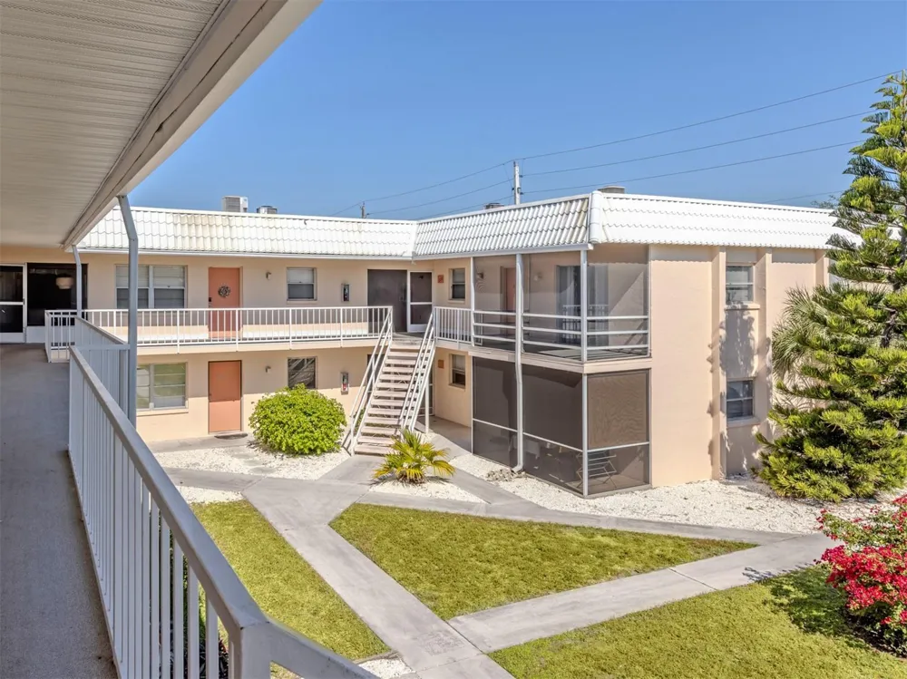 400 BASE AVENUE E #227 Venice, FL 34285