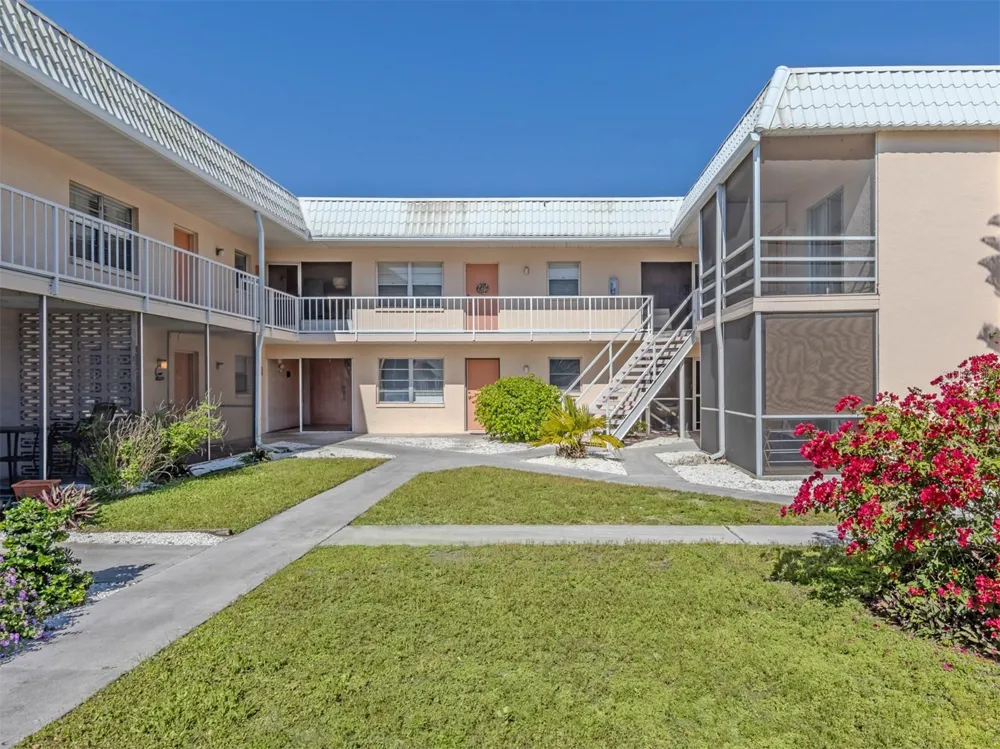 400 BASE AVENUE E #227 Venice, FL 34285