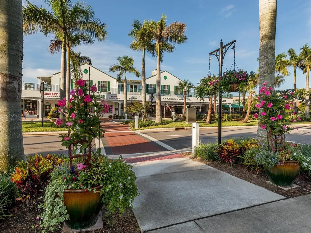 400 BASE AVENUE E #227 Venice, FL 34285
