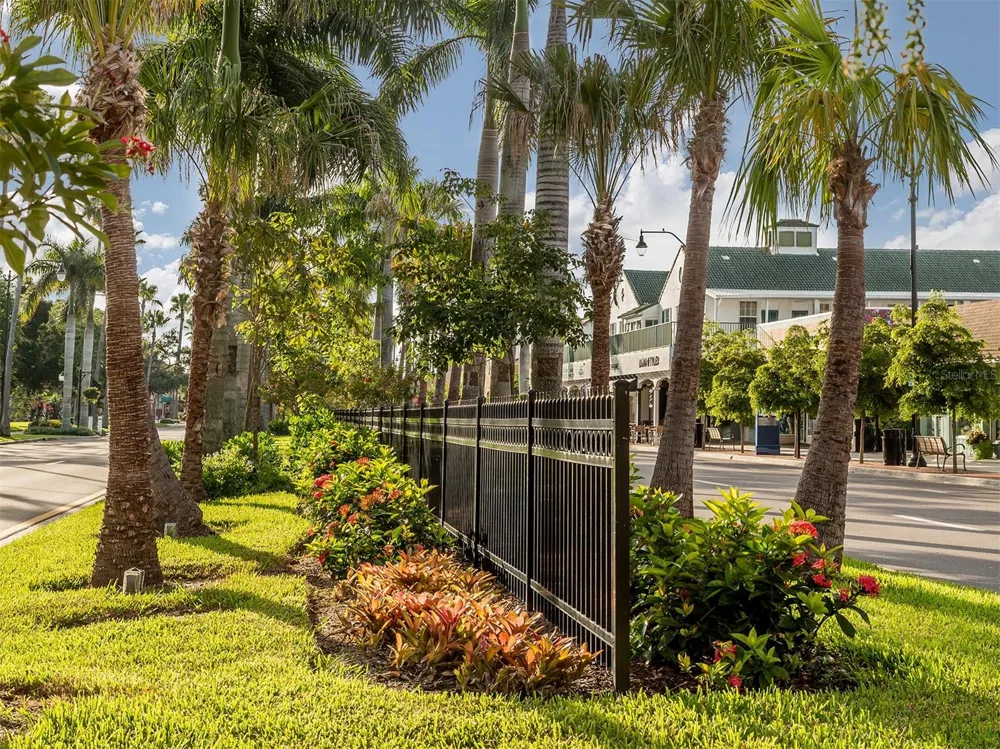 400 BASE AVENUE E #227 Venice, FL 34285
