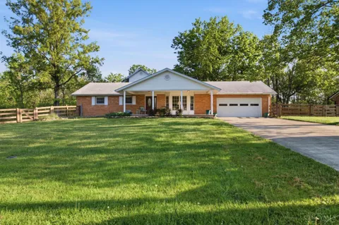 82 Williams Drive