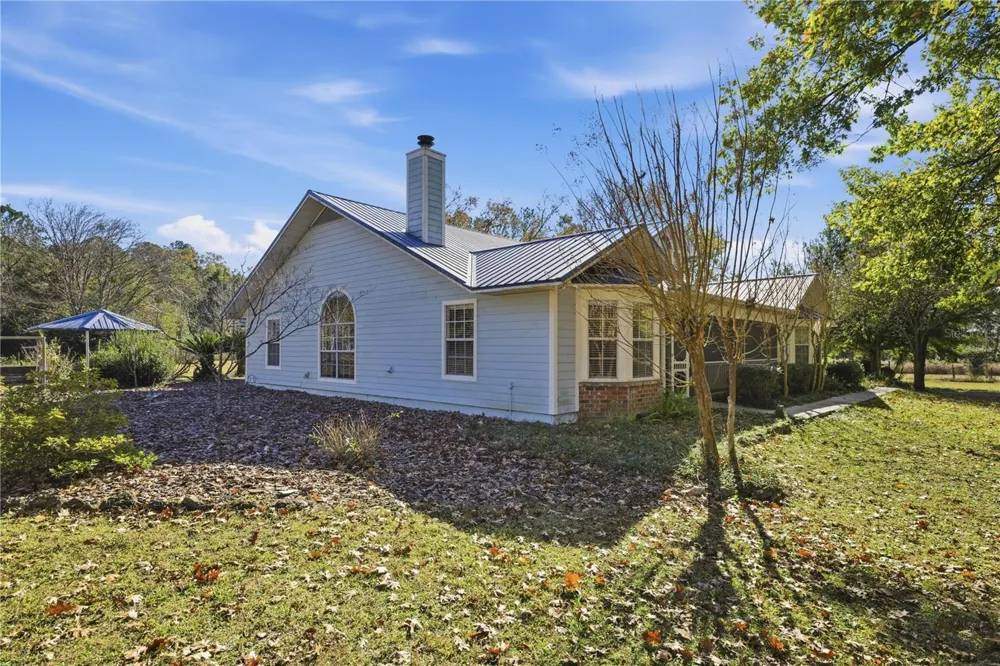 18004 NW 55TH PLACE Alachua, FL 32615