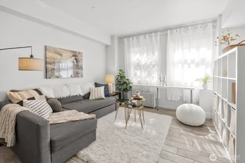 1017 Minor Avenue #206