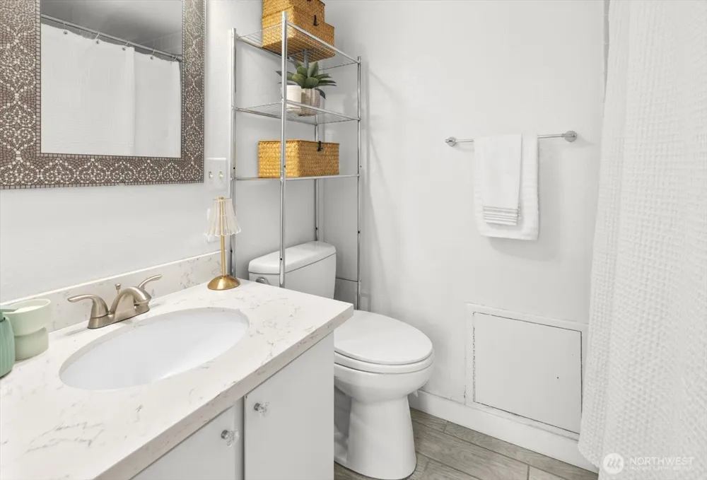 1017 Minor Avenue #206 Seattle, WA 98104