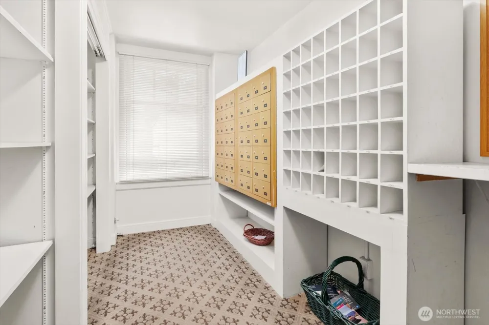 1017 Minor Avenue #206 Seattle, WA 98104