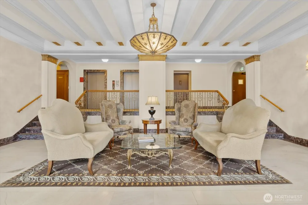 1017 Minor Avenue #206 Seattle, WA 98104