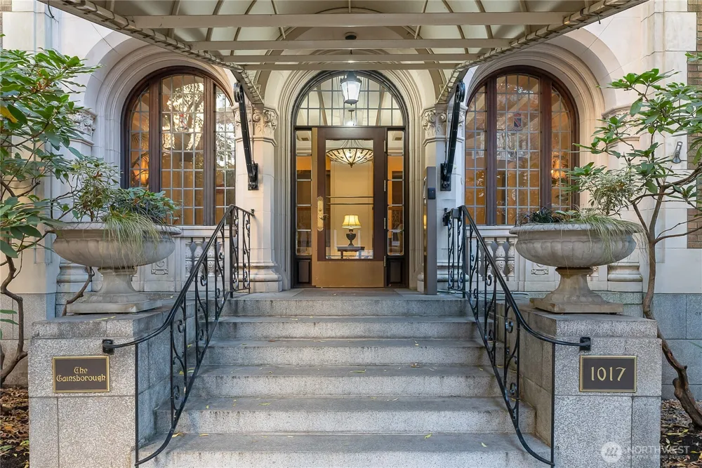 1017 Minor Avenue #206 Seattle, WA 98104