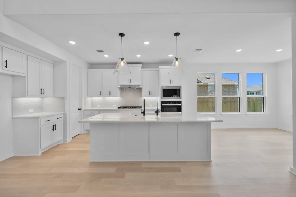 225 Pacific Grove Circle Liberty Hill, TX 78642