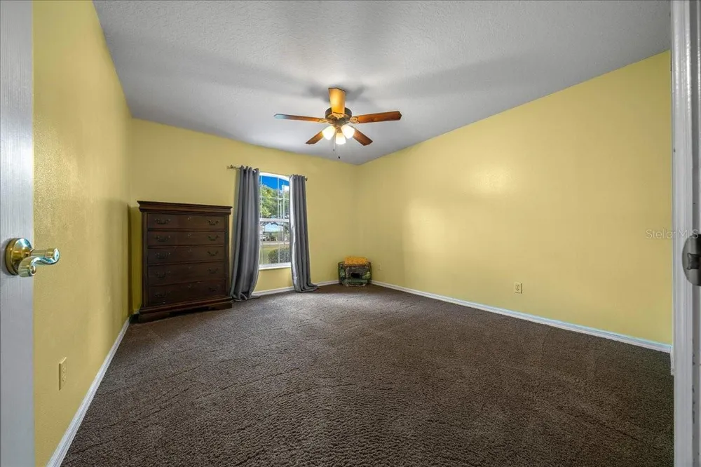 11985 SE 123RD AVENUE Ocklawaha, FL 32179