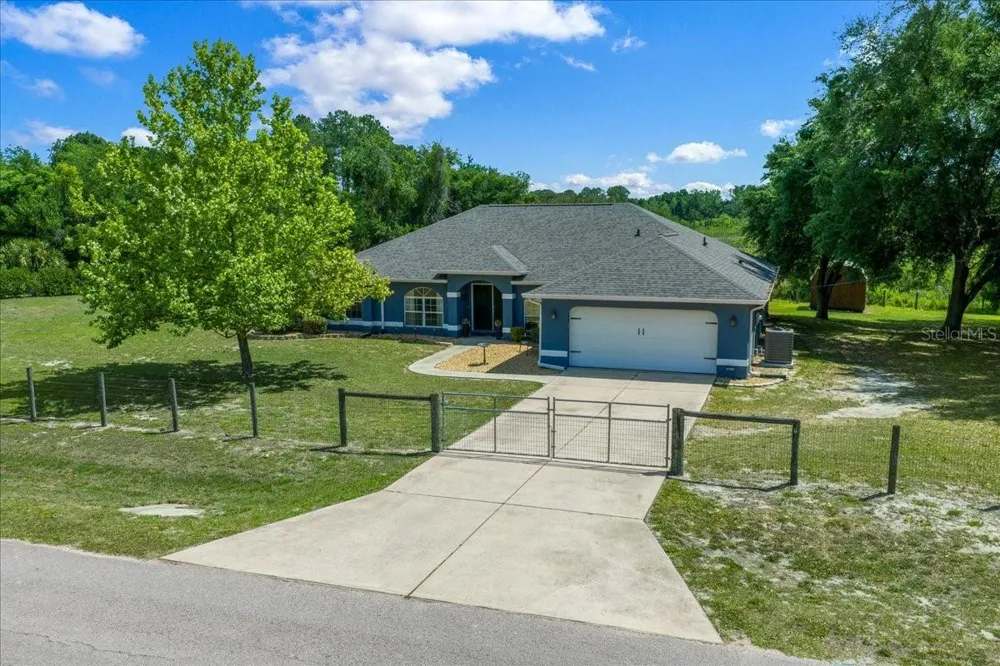 11985 SE 123RD AVENUE Ocklawaha, FL 32179