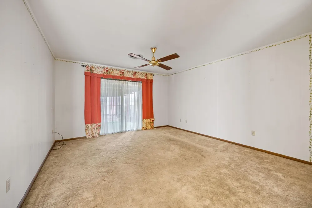 182 Lakeview 2 Road El Campo, TX 77437