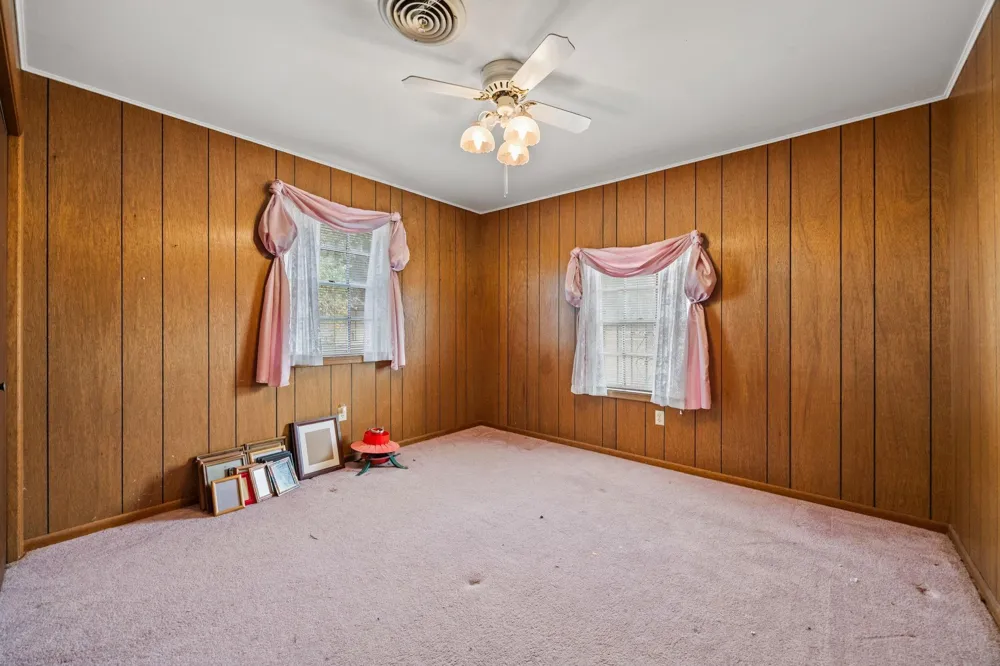 182 Lakeview 2 Road El Campo, TX 77437