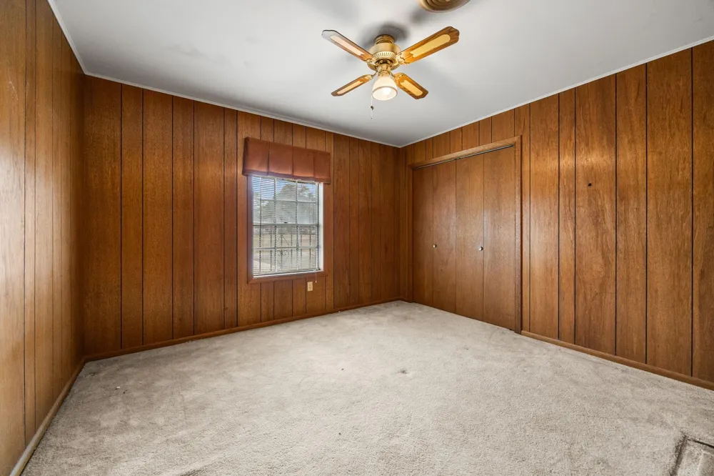 182 Lakeview 2 Road El Campo, TX 77437