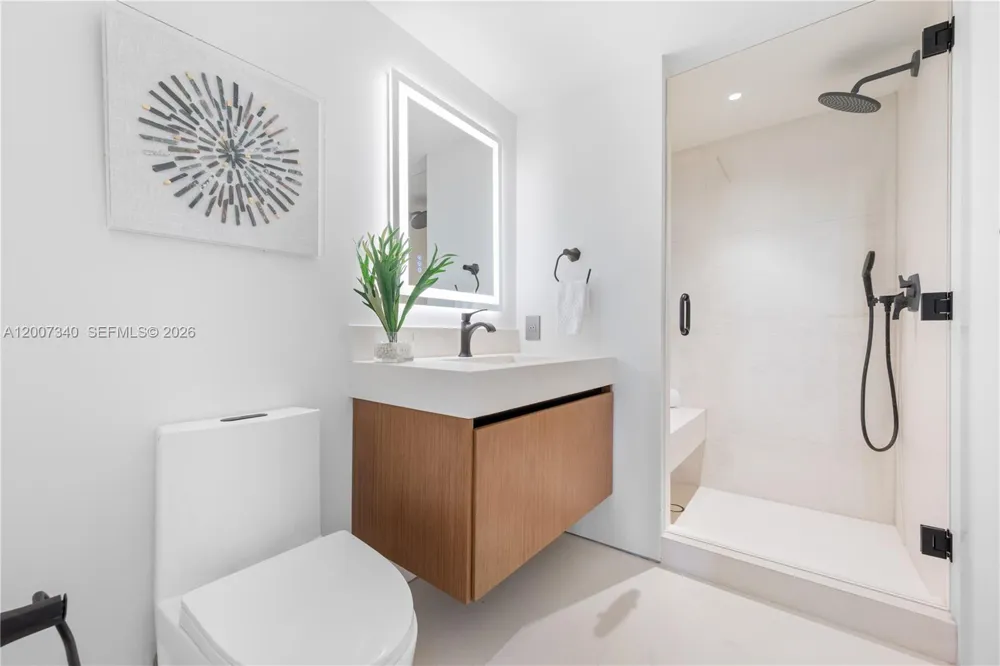 6365 Collins Ave #3904 Miami Beach, FL 33141