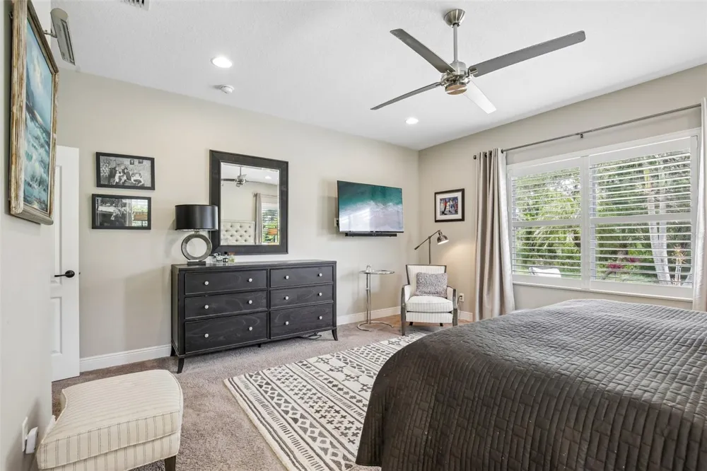 12307 WHISPER LAKE DRIVE Bradenton, FL 34211