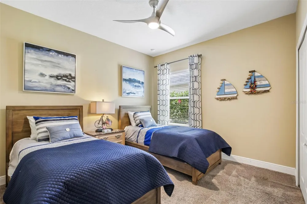 12307 WHISPER LAKE DRIVE Bradenton, FL 34211
