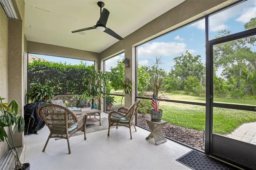 12307 WHISPER LAKE DRIVE Bradenton, FL 34211