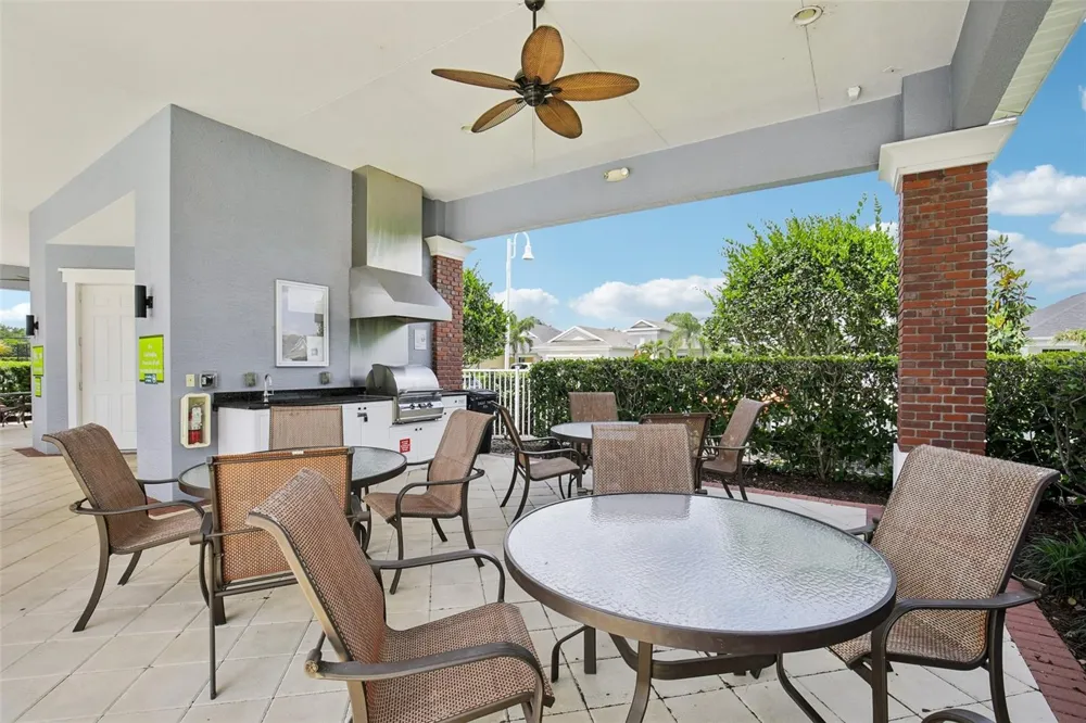 12307 WHISPER LAKE DRIVE Bradenton, FL 34211