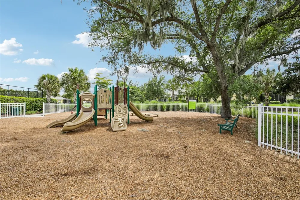 12307 WHISPER LAKE DRIVE Bradenton, FL 34211