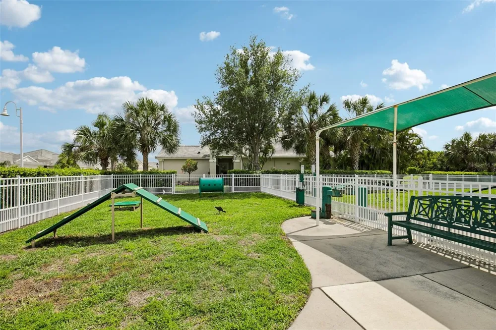 12307 WHISPER LAKE DRIVE Bradenton, FL 34211