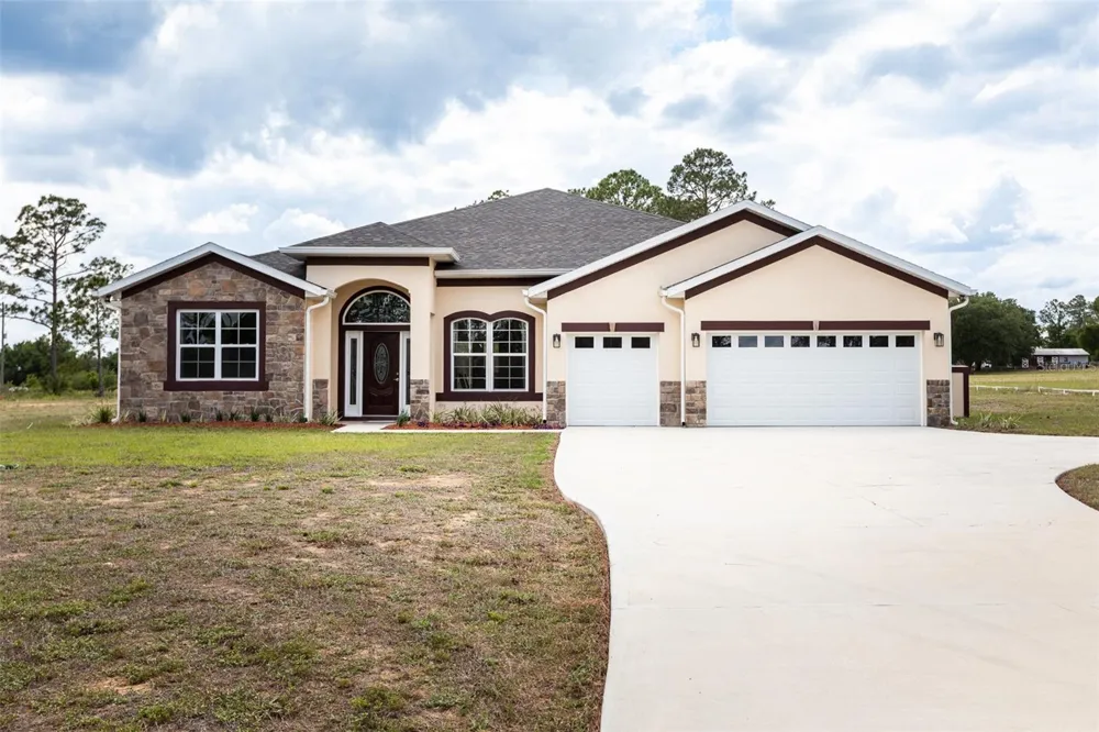 41289 COUNTY ROAD 452 Leesburg, FL 34788