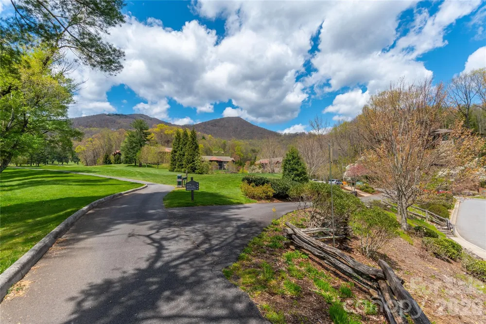500 Sophie Road Maggie Valley, NC 28751