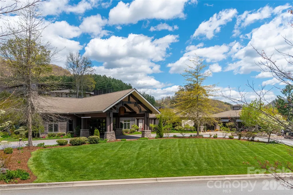 500 Sophie Road Maggie Valley, NC 28751