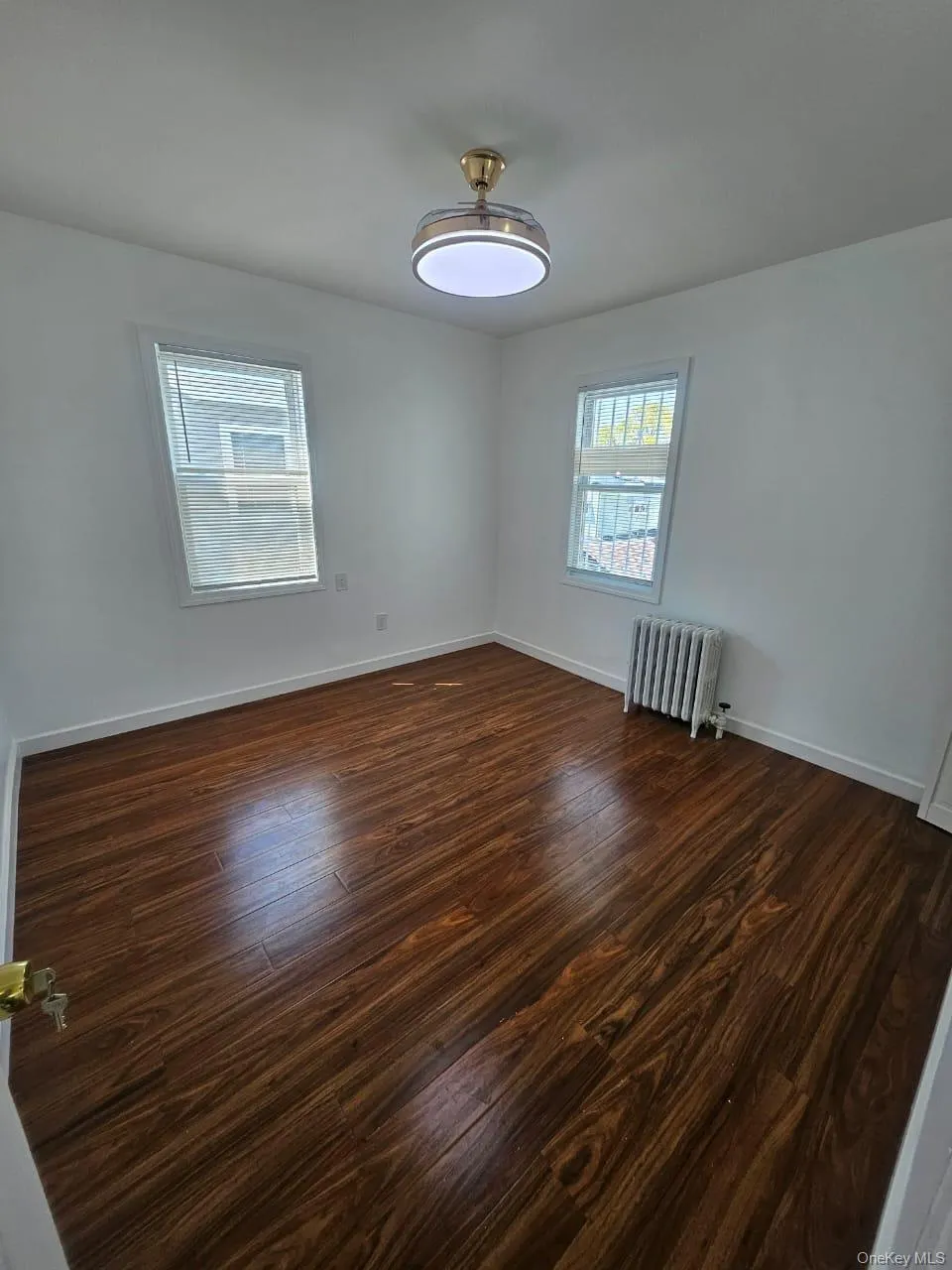 192-23 116th Road Saint Albans, NY 11412