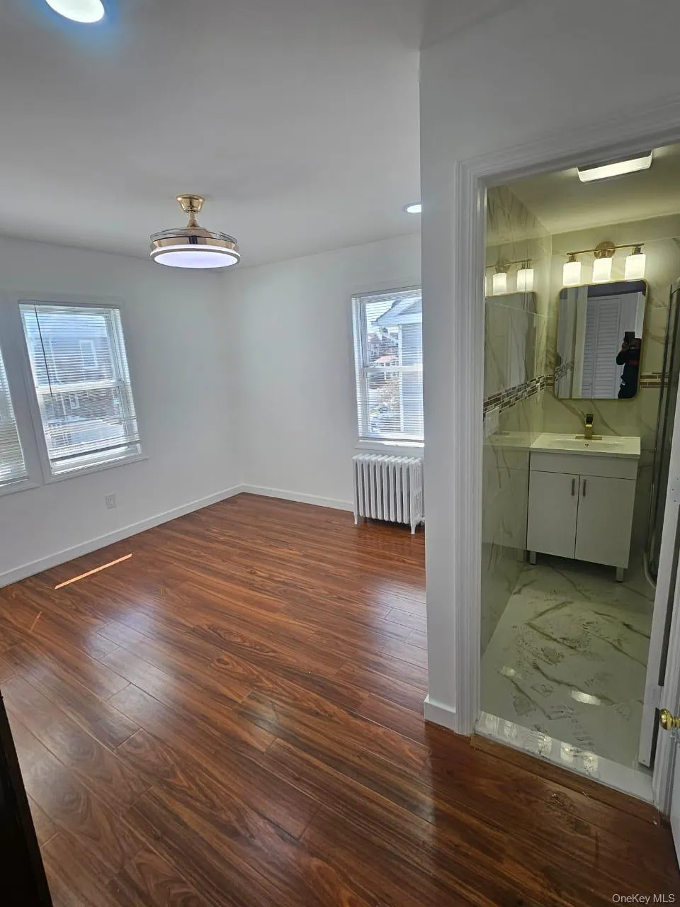 192-23 116th Road Saint Albans, NY 11412