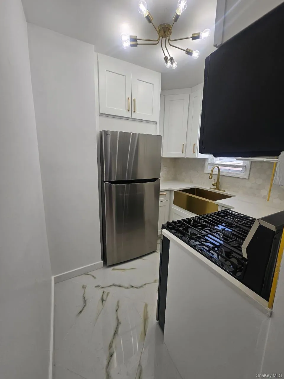 192-23 116th Road Saint Albans, NY 11412