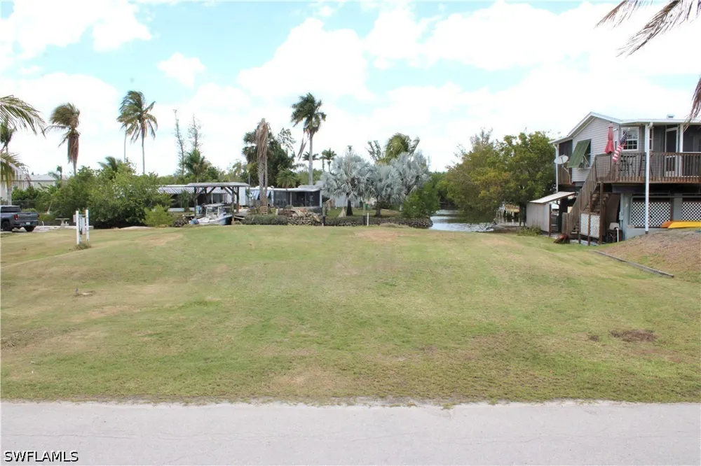 W Flamingo Drive Everglades City, FL 34141