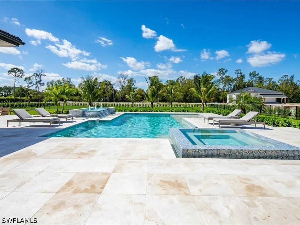 Daniels Road Naples, FL 34109