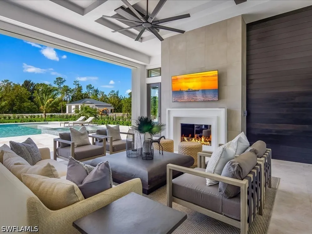 Daniels Road Naples, FL 34109