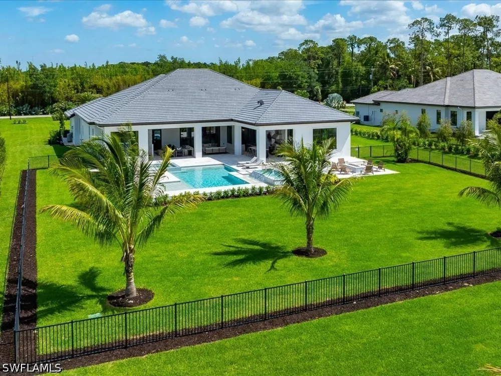 Daniels Road Naples, FL 34109