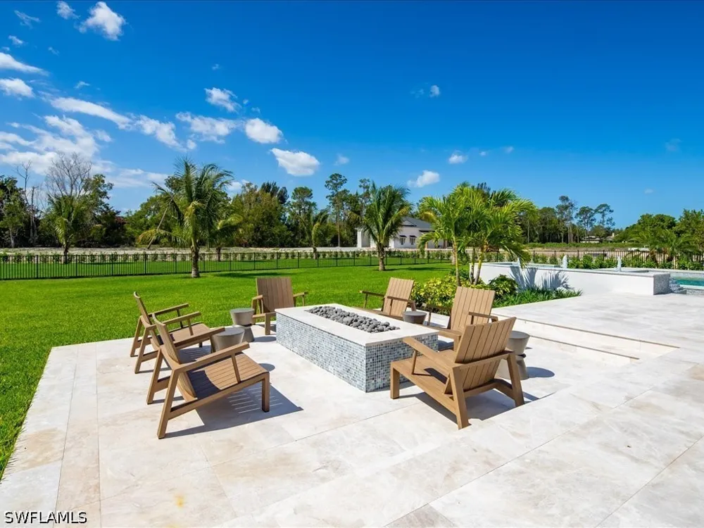 Daniels Road Naples, FL 34109
