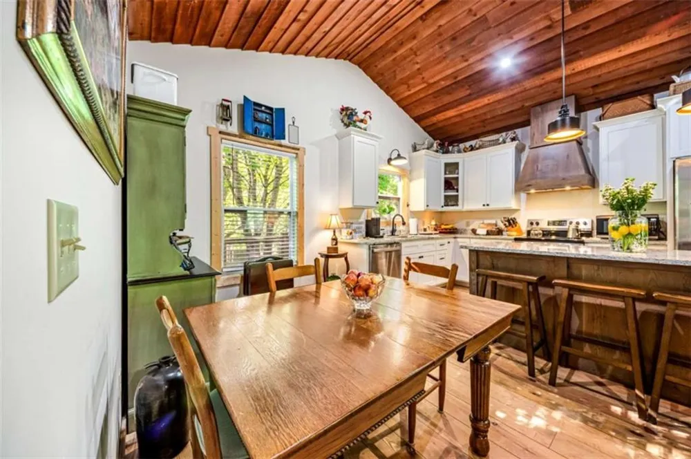 45 Hall Lane Clayton, GA 30525